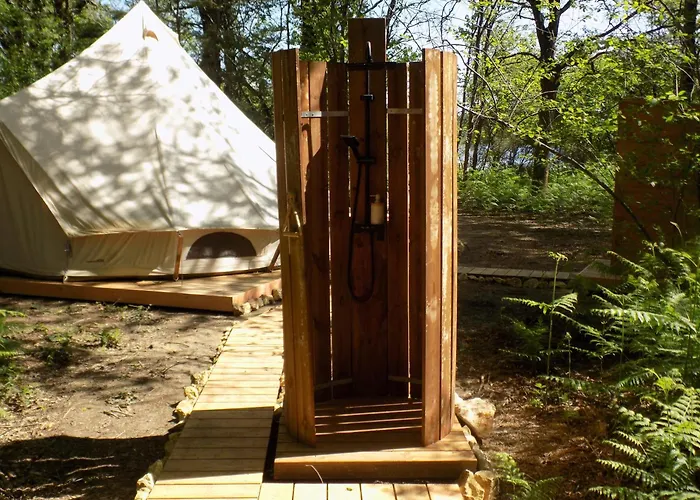 Tente Luxe Jacuzzi Au Bord Des Etangs * Le Vigeant